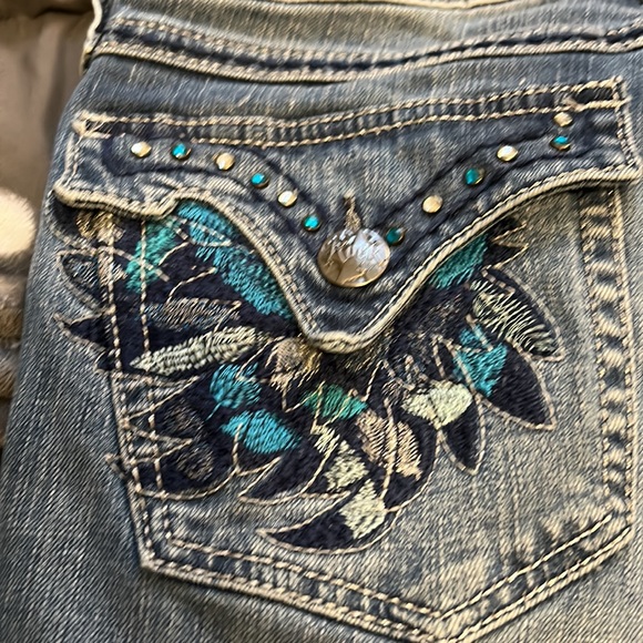 Rock 47 by wrangler - Picture 4 of 4